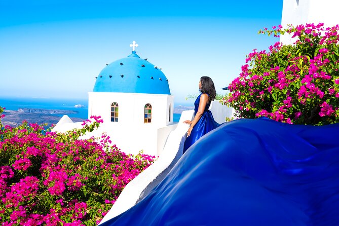1-Hour Flying Dress Photoshoot, Instagram spots - Firostefani: the blue-dome setting