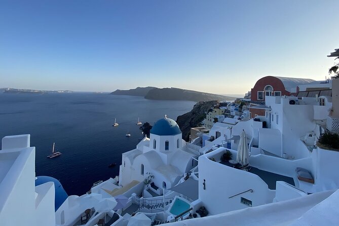 3 hours Panoramic Tour to Oia - Firostefani and the blue-domed church