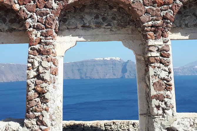 4 Hours Tailor Made Tour in Santorini - Canava Santorini Distillery and island-made spirits