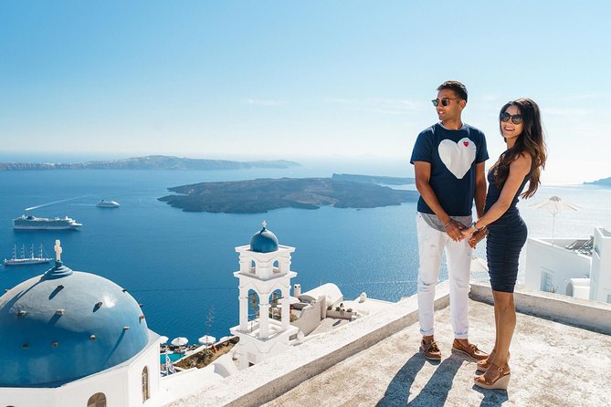 5-hour Private Guided Tour of Santorini - One hour in Oia, Santorini’s postcard village