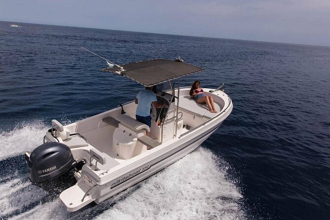 5 Hours Boat Rental in Santorini - Quiet coves, swimming, and a boat picnic