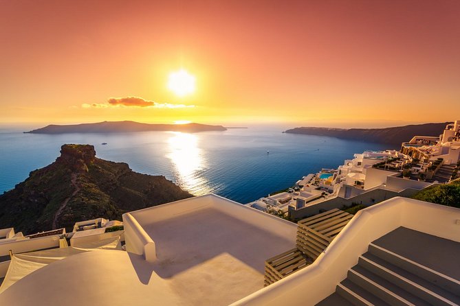 All of Santorini in 6 hours (private) - Skaros Rock and the shape of the caldera