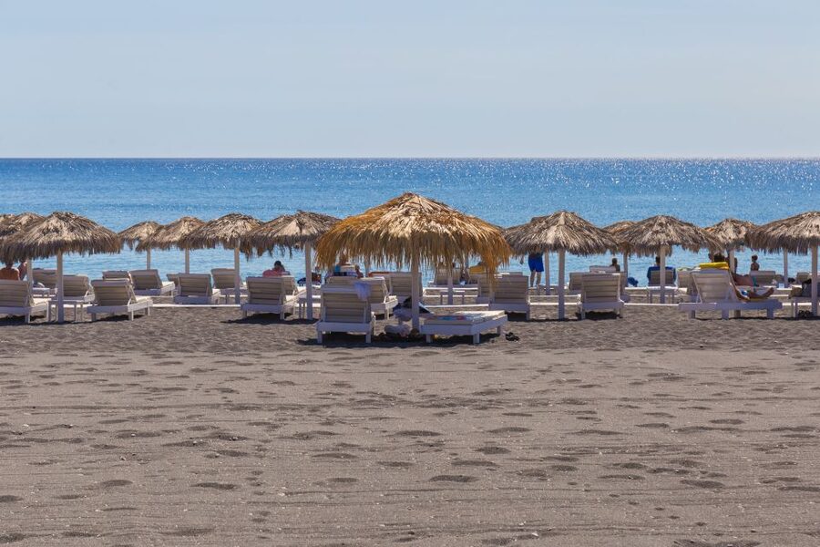 Archaeological Bus Tour To Akrotiri Excavations & Red Beach - What the guides add to the day