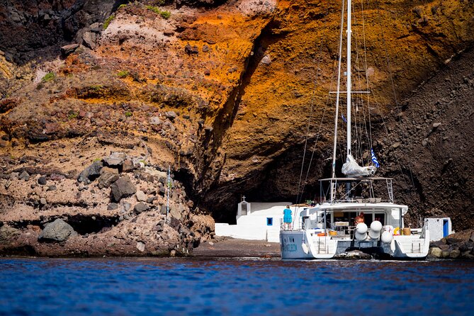 Beautiful Day Catamaran Caldera Cruise incl. Meal & Drinks - Timing, transfers, and practical planning