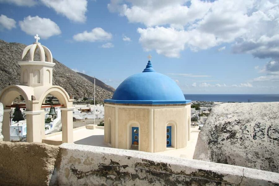 Best of Santorini 5-hour Tour for Cruise Ship Travellers - Black Beach gives you the option to swim
