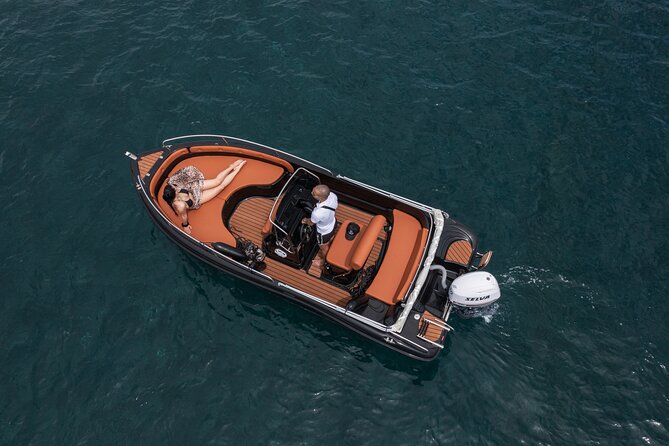 Boat Rental in Santorini License Free - Key details before you book