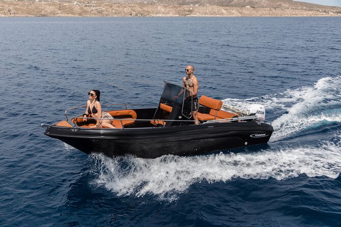Boat Rental in Santorini License Free - The boat setup and optional equipment