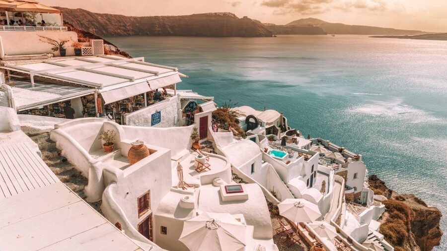 Crete: Santorini 1 Day Cruise - Fira in 90 minutes: Santorini’s working center