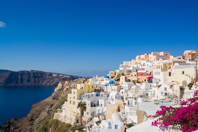 Discover Best Of Santorini with Locals Small Group Half Day Tour - Oia: blue domes, caldera paths, and photo stops