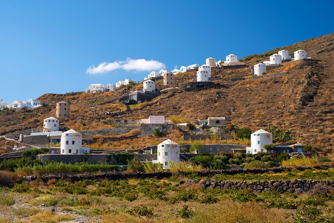 Discover Santorini Private Tour - Kamari: black sand, lunch, or a quick swim