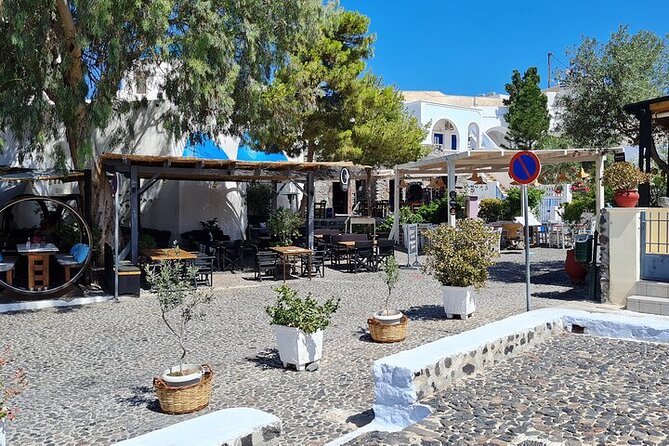 Exclusive Private Santorini Tour Fully Customizable Experience - Akrotiri explains the volcanic past