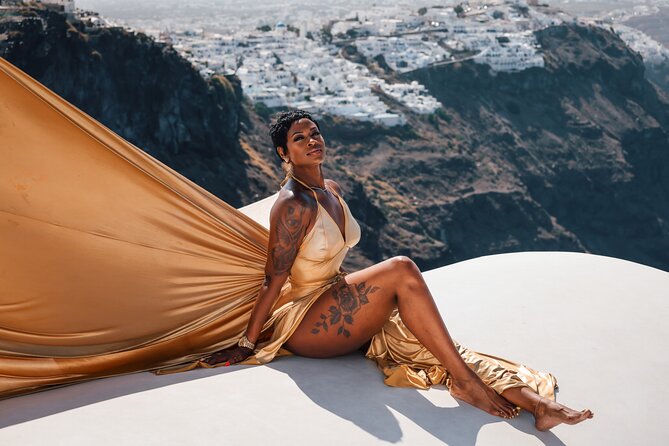 Exclusive Santorini Flying Dress Photoshoot with Pickup - How much photography do you receive?