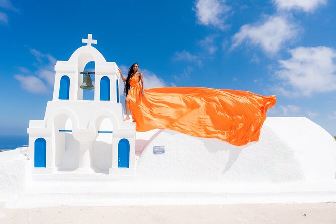 Flying Dress Experience -Private Santorini Photoshoot - Weather and cancellation rules worth noting