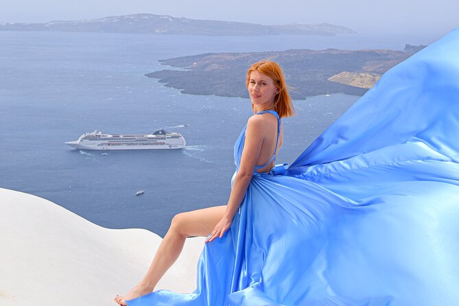 Flying Dress Photoshoot Experience in Santorini with pick up - Key points to know before booking