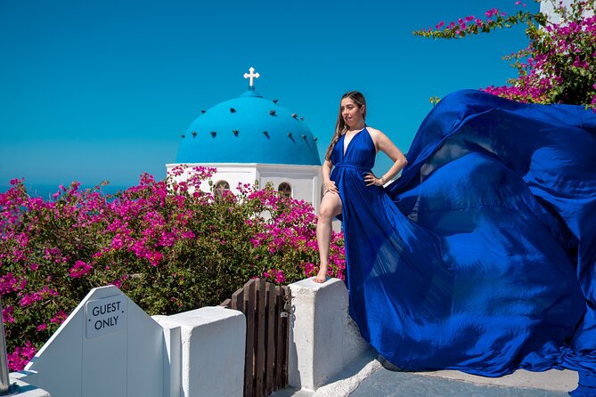 Flying Dress Photoshoot in Oia Private entry to Blue Dome - Heat, timing, and comfort