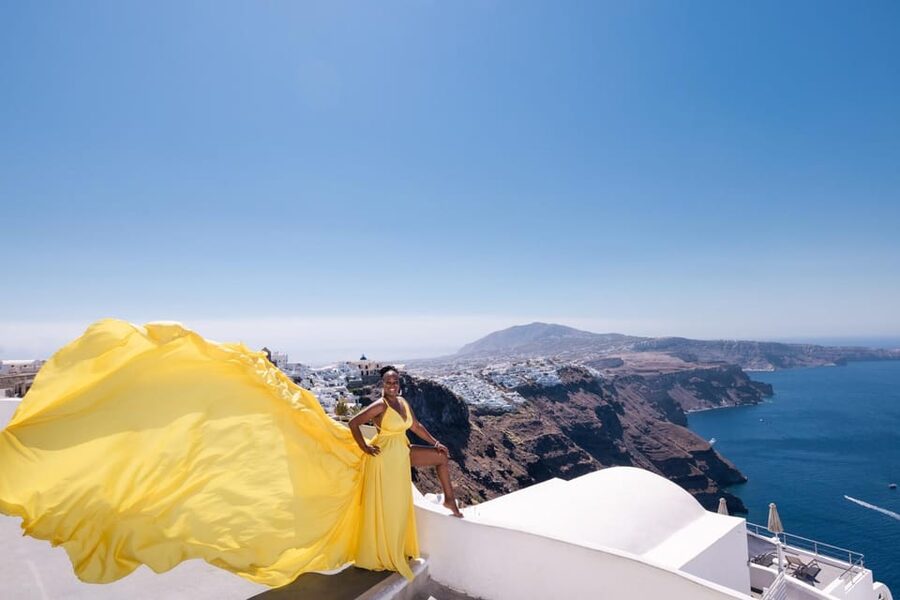 Flying dress Photoshoot in Santorini with Hotel Pickup - Key points at a glance