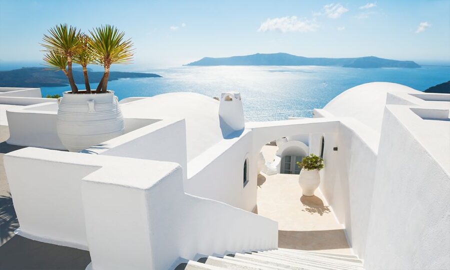 From Heraklion: Guided Day Trip To Santorini Island - Fira: more time for streets and shops