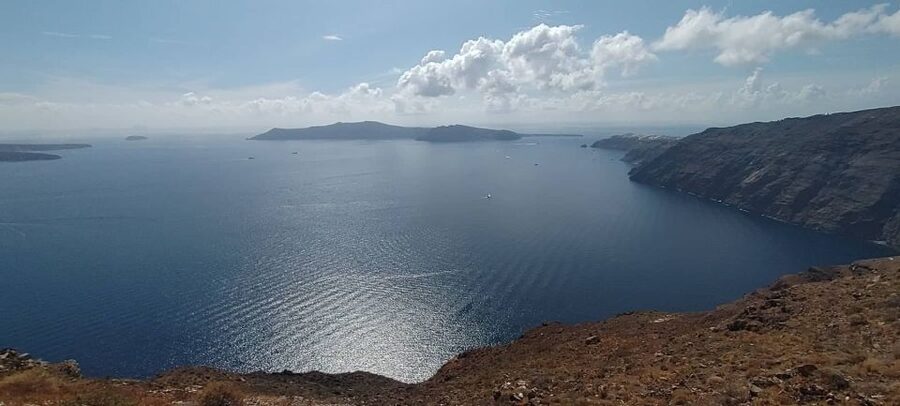 From Santorini: Guided Oia Morning Tour with Breakfast - What to bring and how to plan the morning
