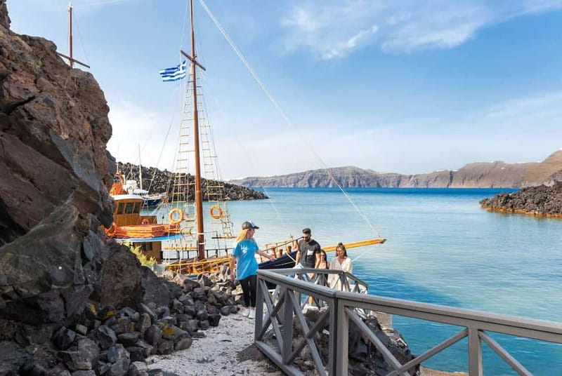 From Santorini: Volcano Cruise With Oia Sunset - Thirassia, Manolas, and Time to Roam