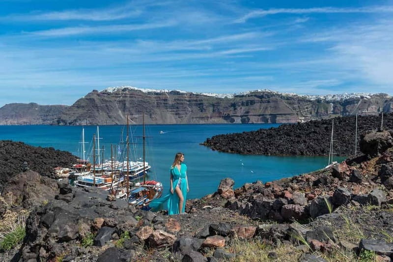 From Santorini: Volcano Cruise With Oia Sunset - Guides, Commentary, and the Human Side of the Day