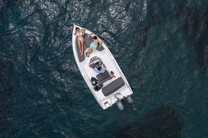 Full Day Boat Rental Without a License in Santorini - Key points to know before booking