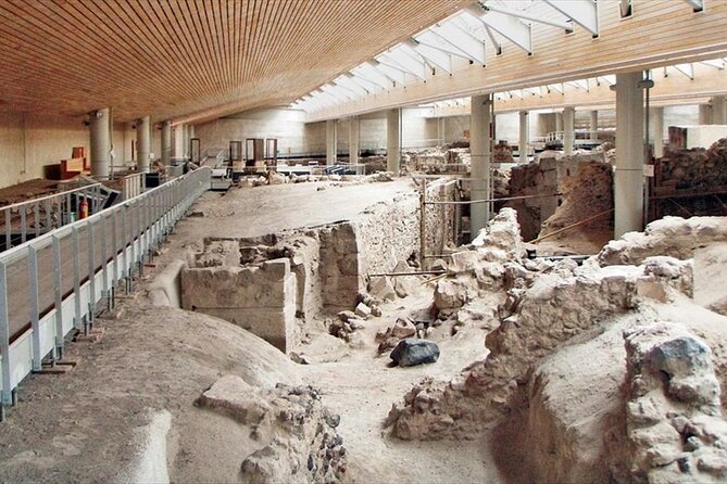 Guided Tour to the Akrotiri Archaeological Site in Santorini - Walking through the prehistoric settlement