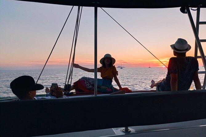 Half-Day Exclusive Catamaran Cruise in Santorini with Meal and Open Bar - Thirassia and lunch from the onboard kitchen