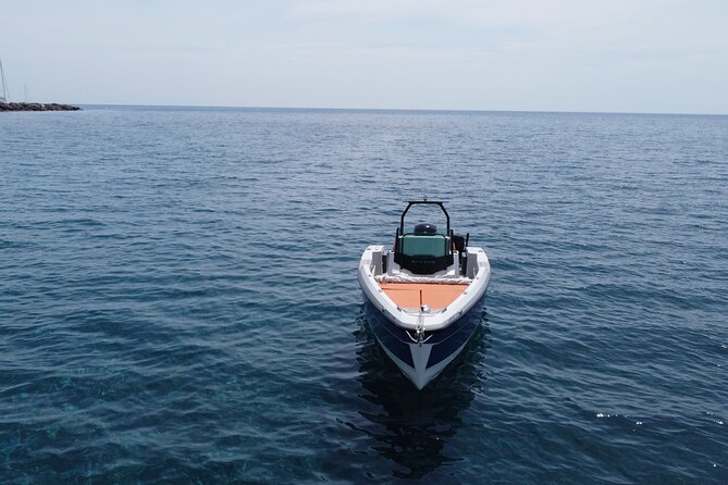 Half Day Saxdor Boat Rental in Santorini - Morning or afternoon: choosing your five-hour slot