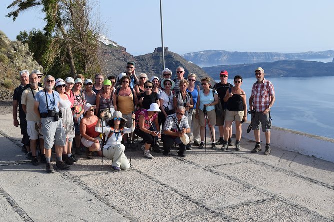 Hiking activity through the volcanic land of wonder - Skaros and the shapes of the cave houses