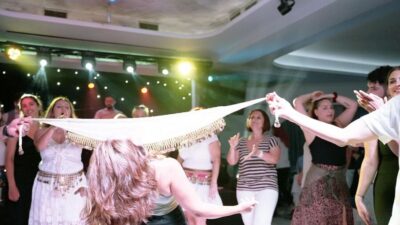 Greek Show, Buffet Dinner, and Drinks at Dimitris