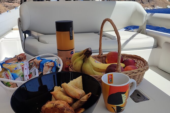 Morning or Afternoon 3hour Private boat Tour in Santorini - A flexible crew and the value of Costas