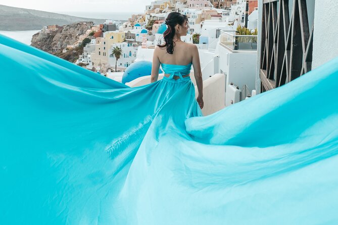 Oia Flying Dress Photoshoot Santorini - Timing, punctuality, and communication