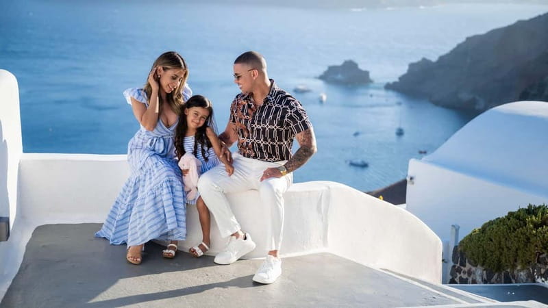 Oía: Santorini Professional Photoshoot with Edited Photos - What past sessions reveal about the service
