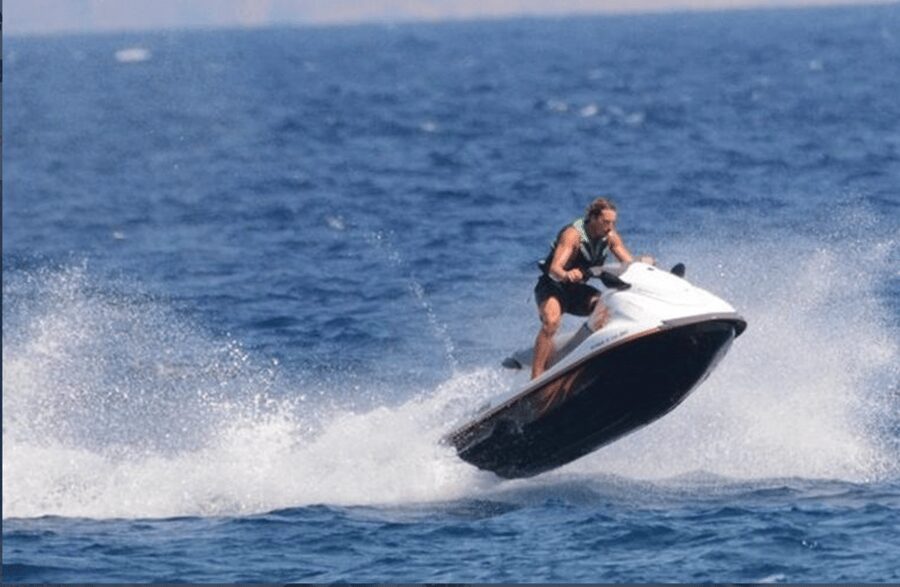 Perissa: Santorini Jet Skiing, Tubing, and Kayaking Package - Key points to know before booking