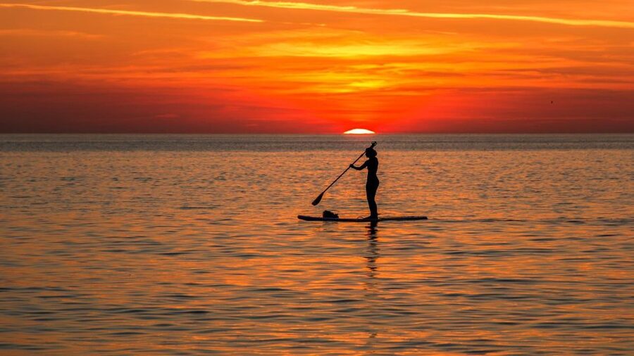 Perissa: Santorini Jet Skiing, Tubing, and Kayaking Package - One hour with a kayak or SUP