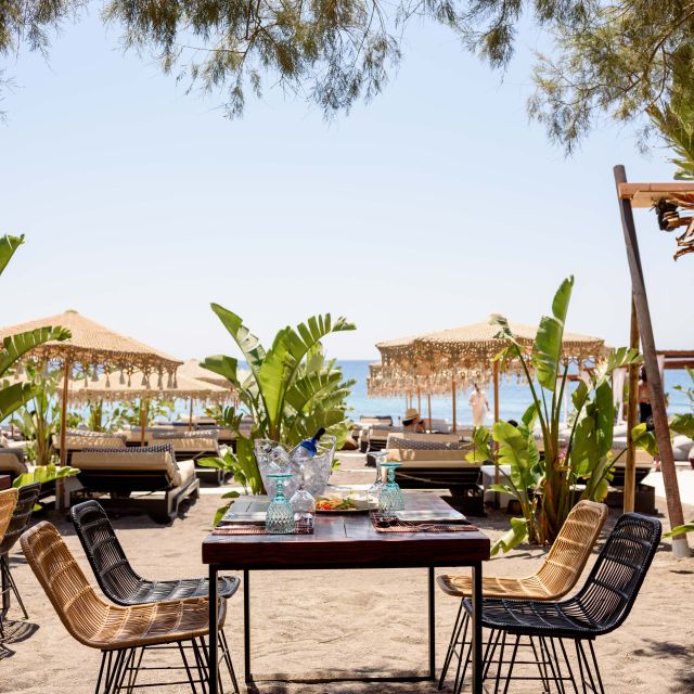 Perivolos Beach: Sun-Bed Experience FortyOne Bar Restaurant - What your package may include