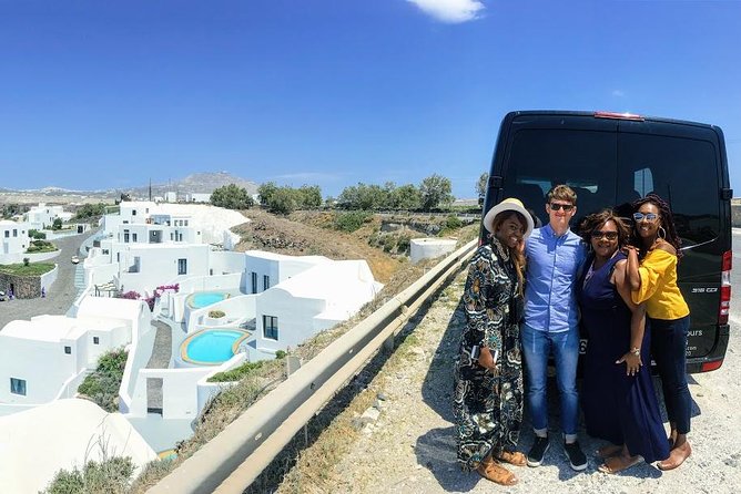 Private 5 Hours Highlights Tour by Native Guide with Wine Tasting - Why this private Santorini tour works well
