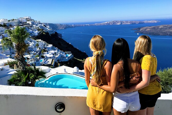 Private 5 Hours Highlights Tour by Native Guide with Wine Tasting - Oia: the famous village, seen without losing a whole day