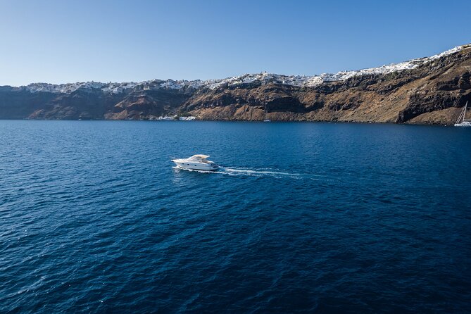 Private all included yacht Tour in Santorini - Private format, pickup, and timing