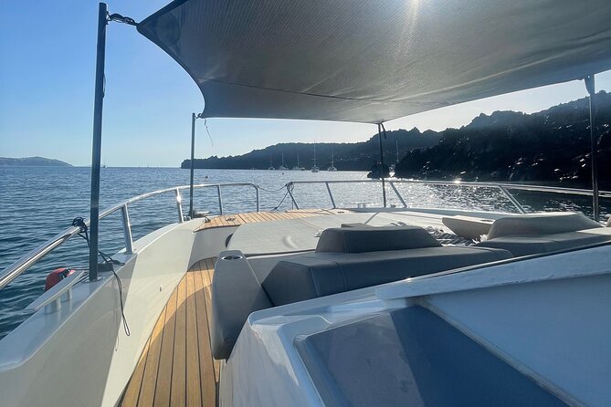 Private Caldera Cruise with Motor Yacht in Santorini - Why this private Santorini cruise works