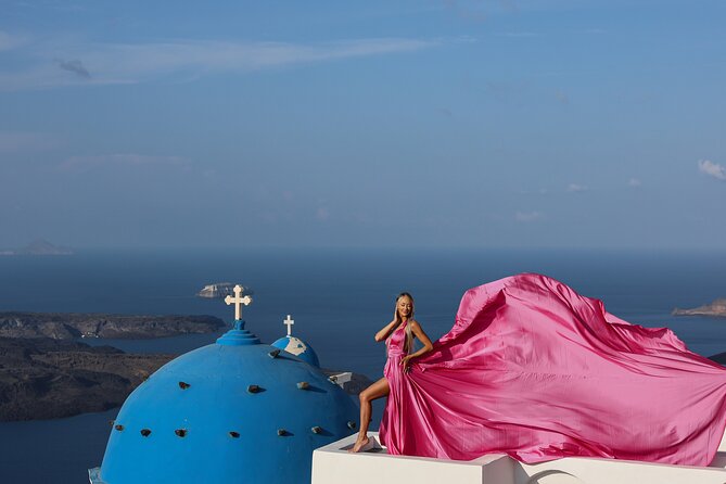 Private Express Flying Dress Photoshoot in Santorini – 30 Minutes - Is $337.34 good value for two people?
