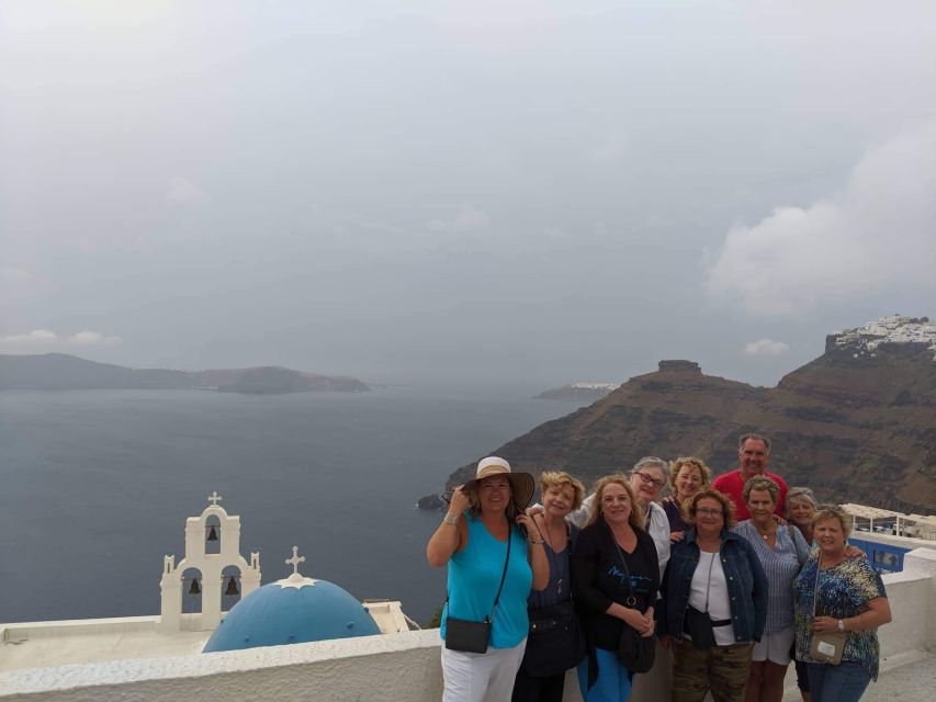 Private Famous Sights Tour with Local Guide in Santorini - Megalochori, the quieter village stop