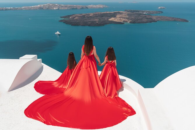 Private Flying Dress Photoshoot in Santorini - Price, transport, and the real value