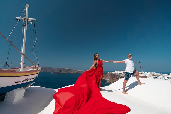 Private Flying Dress Photoshoot in Santorini - Who should book this Santorini photoshoot