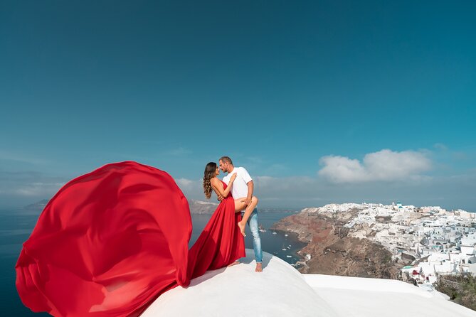 Private Flying Dress Photoshoot in Santorini - Final call: is it worth booking?
