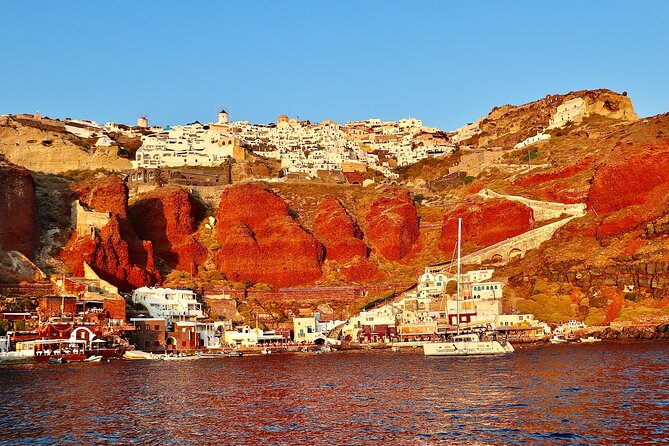 Private Highlights tour: Discover Santorini Like a Local - What the guides add to the ride