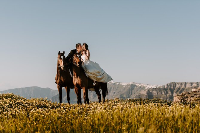 Private Horse Riding Experience in Santorini - Guides, instruction, and the private advantage