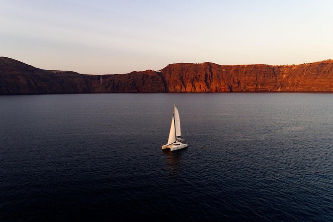 Private Luxury Caldera Cruise with a rich BBQ meal and Open Bar! - How the price compares with the experience