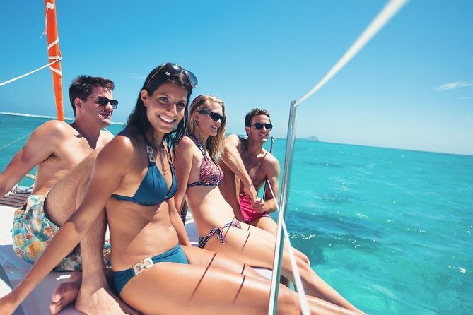 Private Luxury Santorini Catamaran Cruise with Port Pickup - What to pack and how to prepare