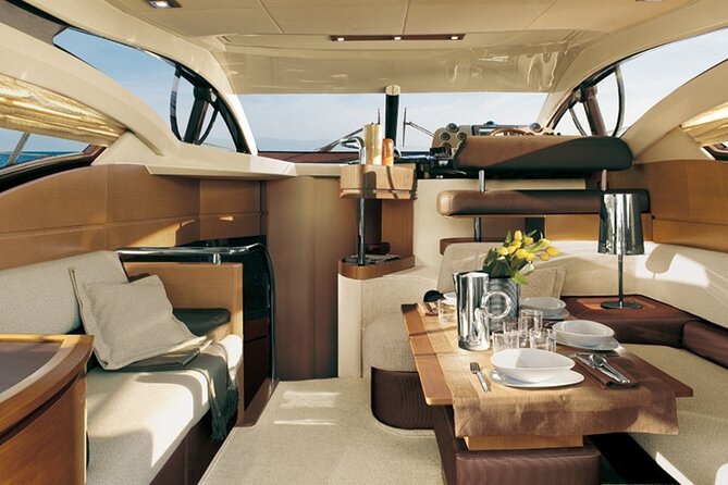 Private Motor Yacht Cruise with BBQ, Open Bar & Transfers - Morning or afternoon: choosing the right departure